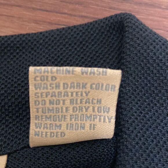 Bobby Chan Men’s Collared Silk Blend Black Short Sleeve Golf Shirt. Size Medium - Picture 8 of 8